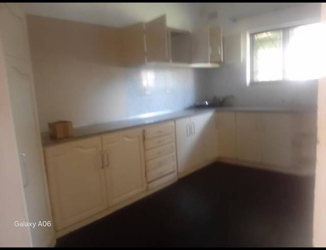 3 BEDROOM PROPERTY TO RENT IN OSLO BEACH